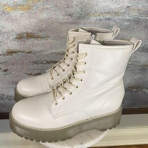 Steve Madden BETTYY Boots Womens Size 10 White Faux Leather Platform Combat